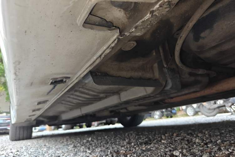 Used Hyundai Azera 2011 2.4L Luxury Model Chassis Rear Left