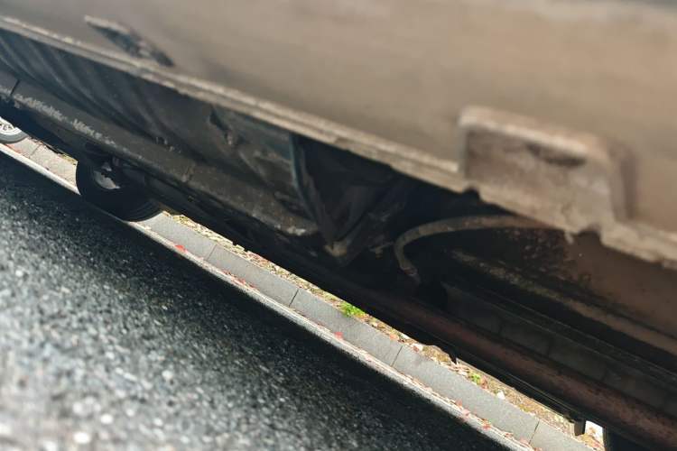 Used Hyundai Azera 2011 2.4L Luxury Model Chassis Rear Left
