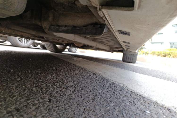 Used Hyundai Azera 2011 3.0L Flagship Edition Chassis Rear Right