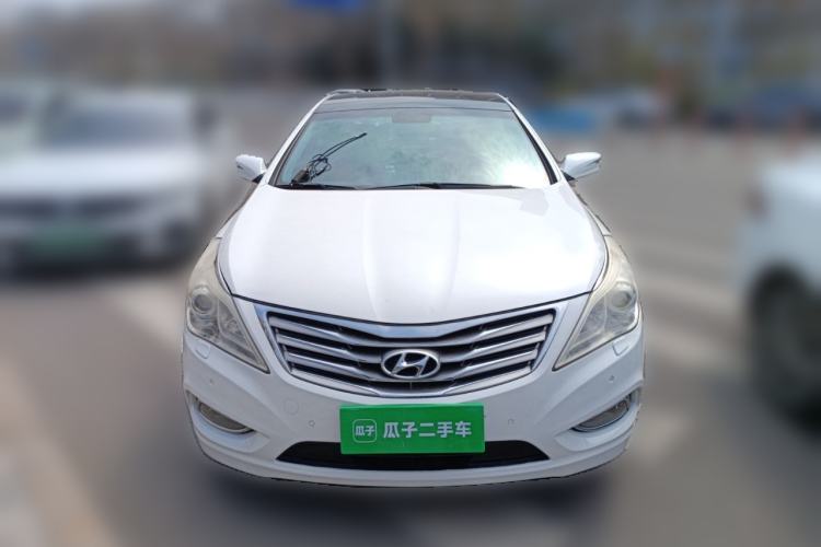 Used Hyundai Azera 2011 3.0L Flagship Edition Front