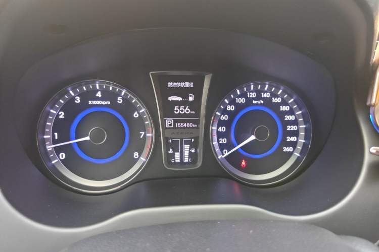 Used Hyundai Azera 2011 2.4L Luxury Model Instrument Cluster