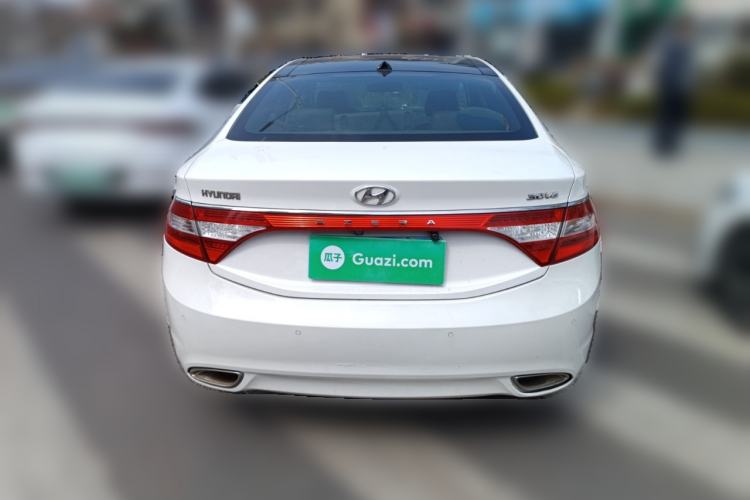 Used Hyundai Azera 2011 3.0L Flagship Edition Rear
