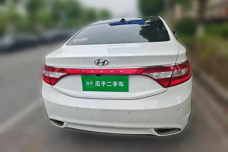 Used Hyundai Azera 2011 2.4L Luxury Model Rear