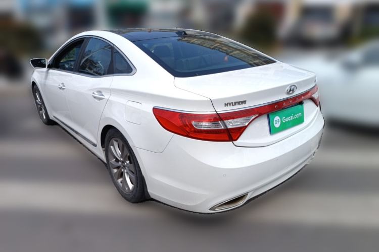 Used Hyundai Azera 2011 3.0L Flagship Edition Rear Left 45 Deg