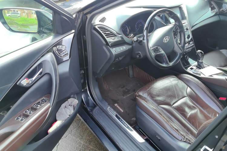 Used Hyundai Azera 2015 3.0L Flagship Model Driver Seat