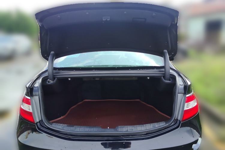 Used Hyundai Azera 2015 3.0L Flagship Model Trunk