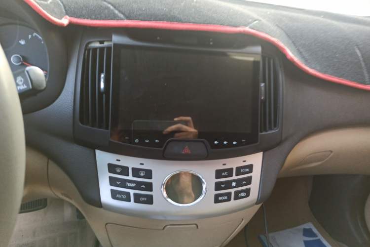 Used Hyundai Celesta 2008 1.6L AT GL Audio And AC Panel