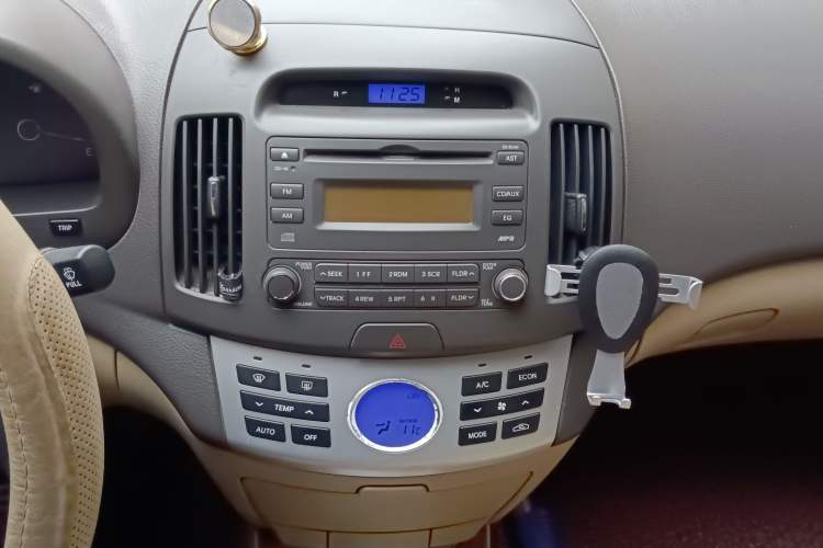 Used Hyundai Celesta 2008 1.6L AT GL Audio And AC Panel