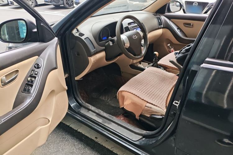 Used Hyundai Celesta 2008 1.6L MT GL Driver Seat