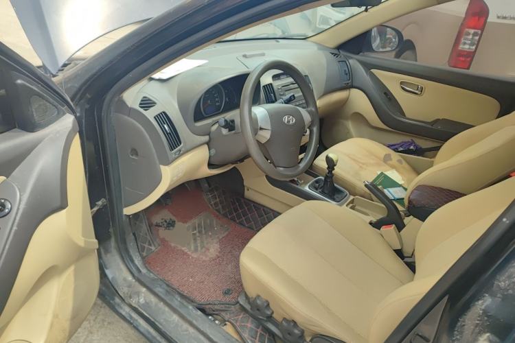 Used Hyundai Celesta 2008 1.6L MT GL Driver Seat
