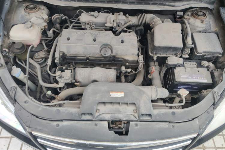 Used Hyundai Celesta 2008 1.6L AT GLS Engine Bay