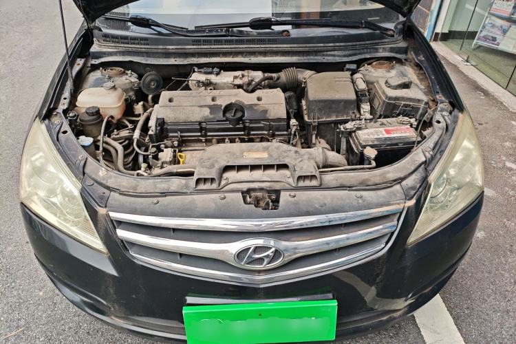 Used Hyundai Celesta 2008 1.6L MT GL Engine Bay