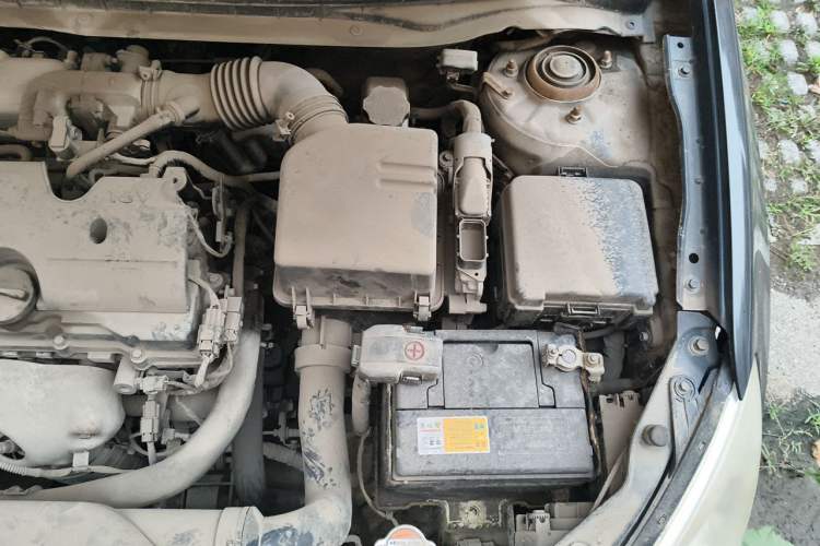 Used Hyundai Celesta 2008 1.6L MT GLS Engine Bay Left