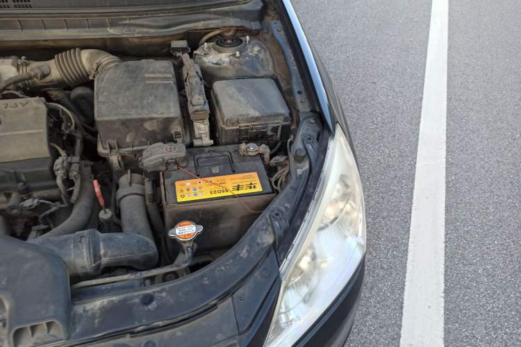Used Hyundai Celesta 2008 1.6L AT GL Engine Bay Left