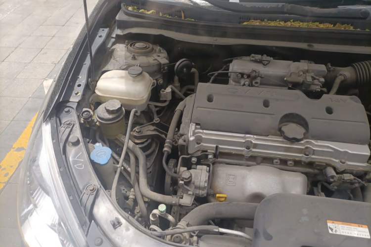 Used Hyundai Celesta 2008 1.6L AT GLS Engine Bay Right