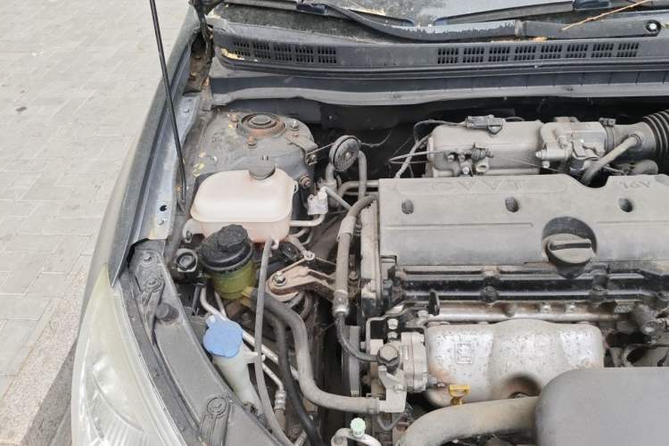 Used Hyundai Celesta 2008 1.6L AT GLS Engine Bay Right