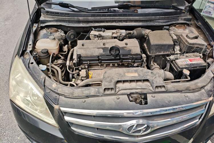 Used Hyundai Celesta 2008 1.6L MT GL Engine Bay Right
