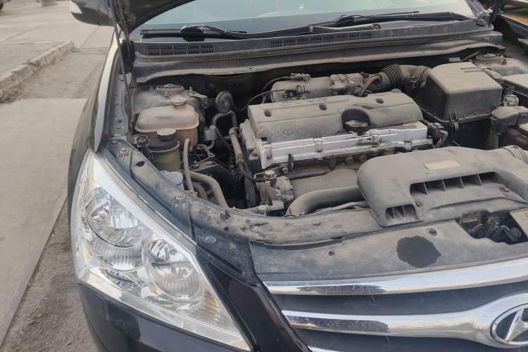 Used Hyundai Celesta 2008 1.6L MT GL Engine Bay Right