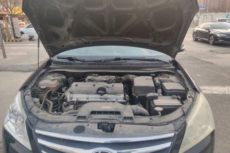 Used Hyundai Celesta 2008 1.6L MT GL Engine Bay