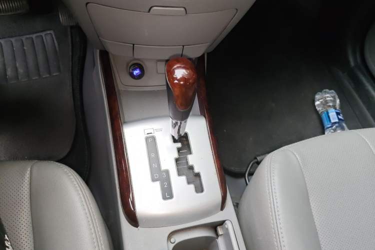 Used Hyundai Celesta 2008 1.6L AT GLS Gear Lever