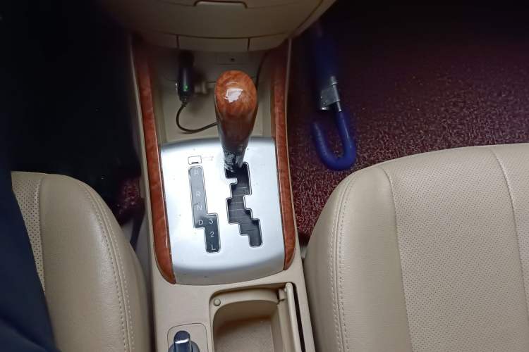 Used Hyundai Celesta 2008 1.6L AT GL Gear Lever