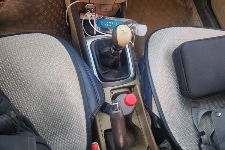 Used Hyundai Celesta 2008 1.6L MT GL Gear Lever