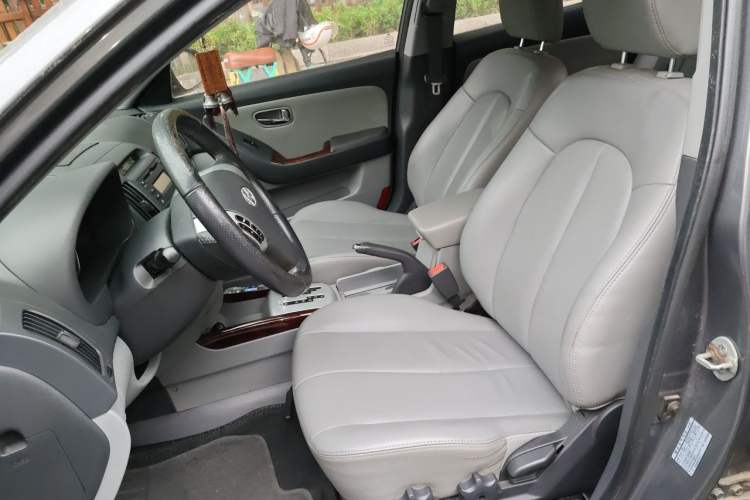 Used Hyundai Celesta 2008 1.6L AT GLS Left Front Seat