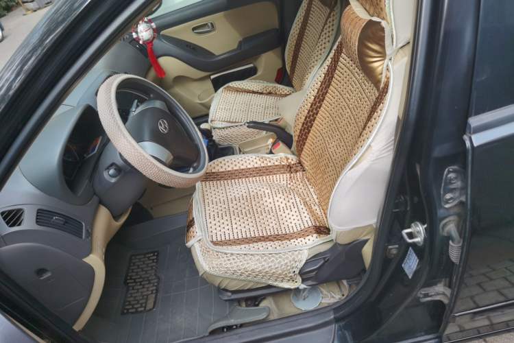 Used Hyundai Celesta 2008 1.6L MT GL Left Front Seat