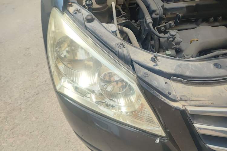 Used Hyundai Celesta 2008 1.6L MT GL Right Front Headlight