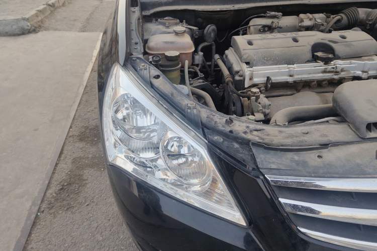Used Hyundai Celesta 2008 1.6L MT GL Right Front Headlight