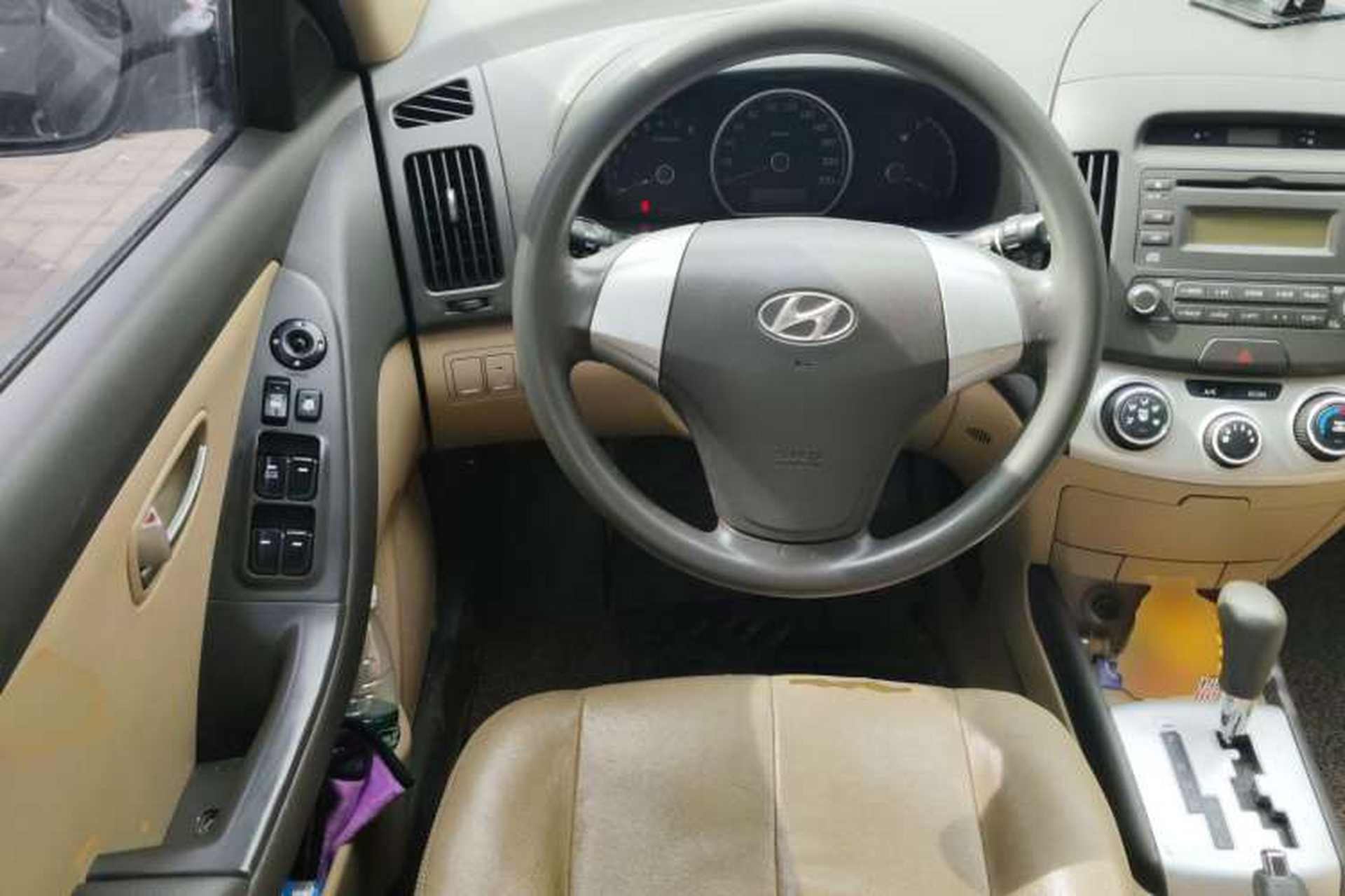 Used Hyundai Celesta 2008 1.6L AT GL Steering Wheel