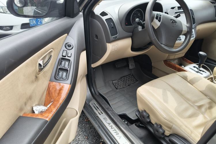 Used Hyundai Celesta 2008 1.6L AT GLS Driver Seat