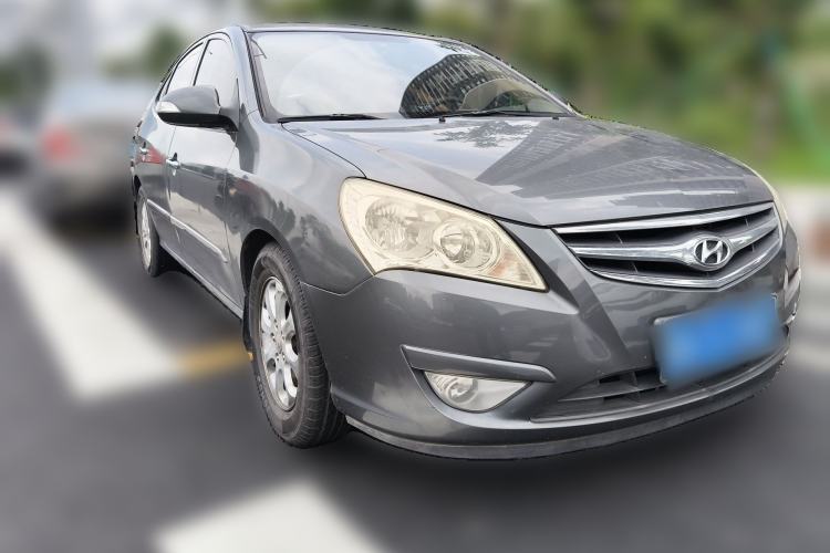 Used Hyundai Celesta 2008 1.6L AT GLS Front Right 45 Deg
