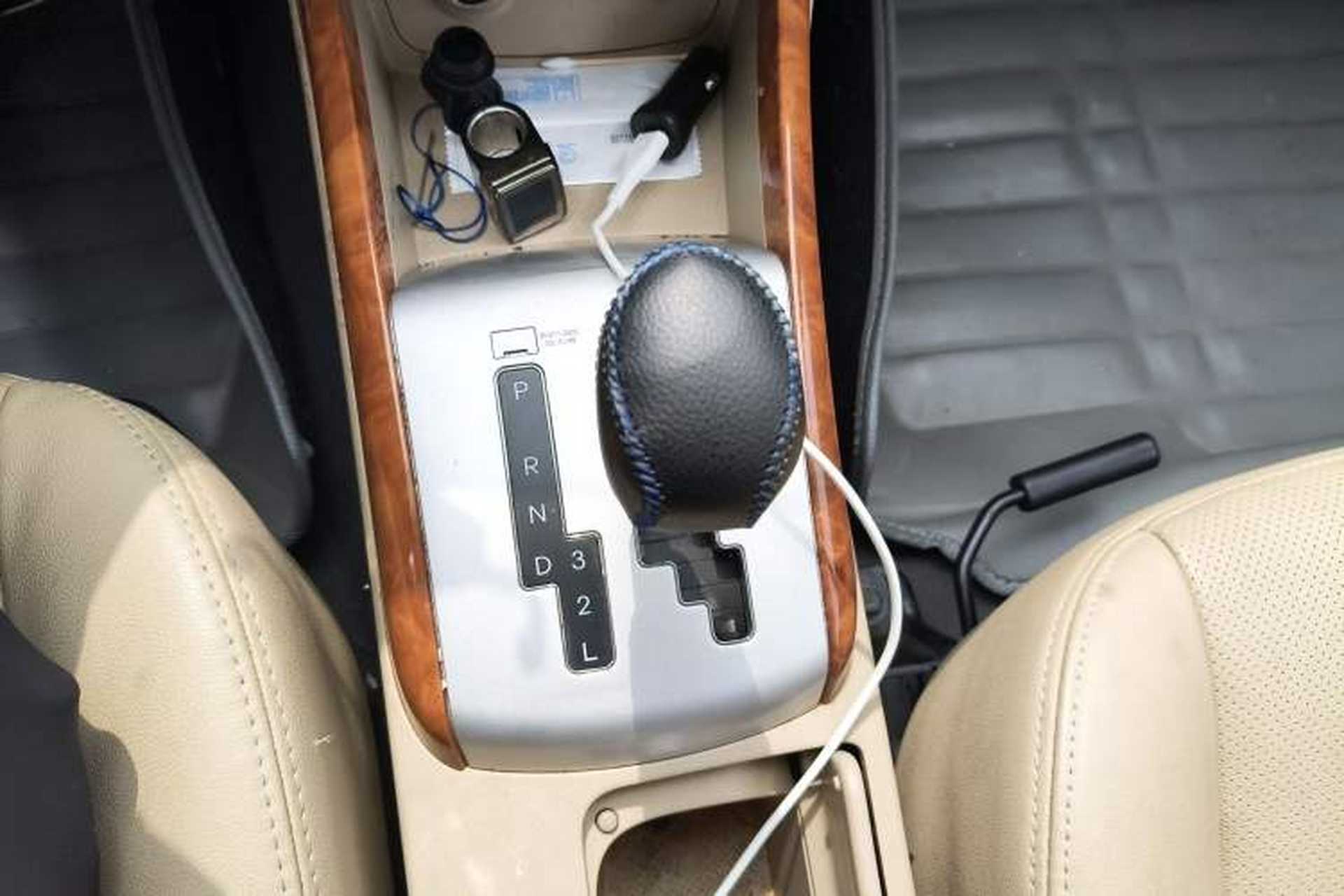 Used Hyundai Celesta 2008 1.6L AT GLS Gear Lever