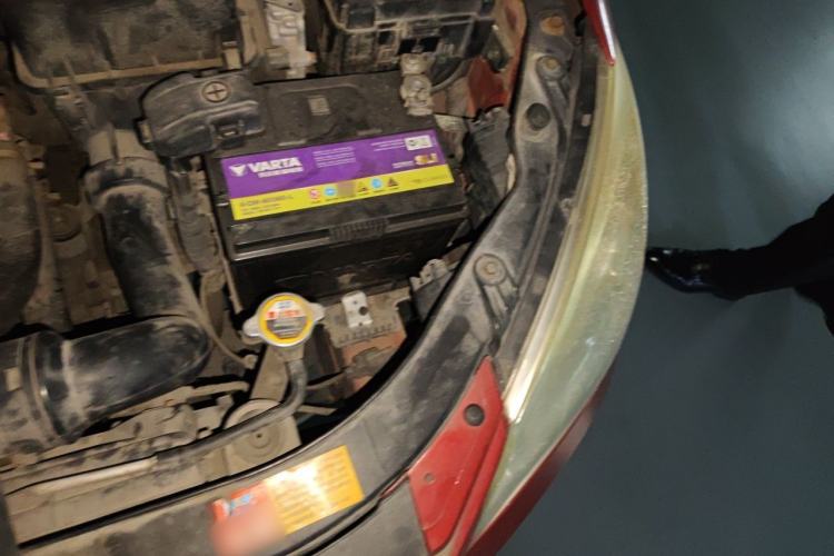 Used Hyundai Celesta 2008 1.6L MT GLS Engine Bay Left