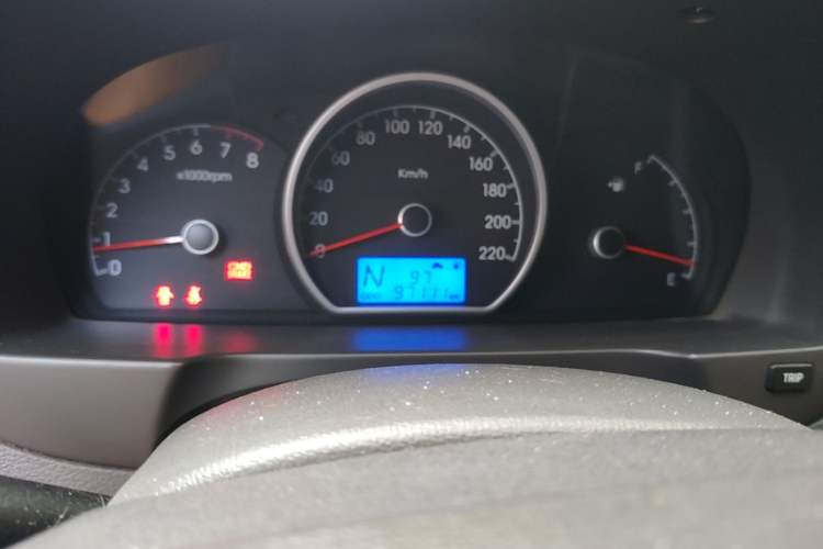 Used Hyundai Celesta 2008 1.6L AT GLS Odometer Close Up