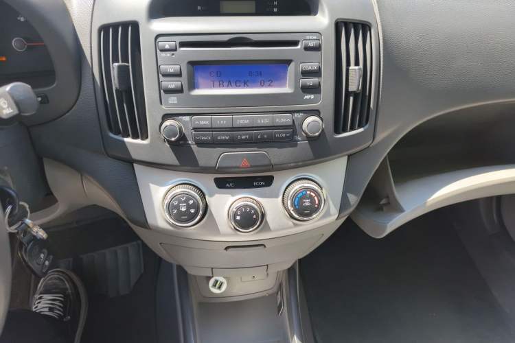 Used Hyundai Celesta 2008 1.6L MT GL Audio And AC Panel