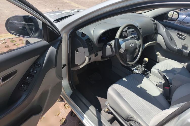 Used Hyundai Celesta 2008 1.6L MT GL Driver Seat