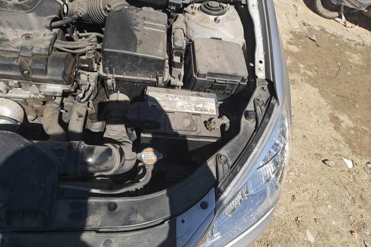 Used Hyundai Celesta 2008 1.8L MT GLS Engine Bay Left