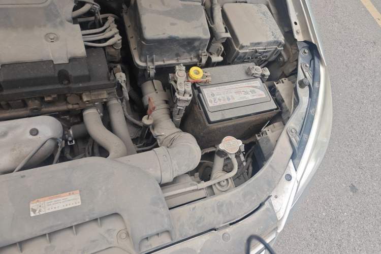 Used Hyundai Celesta 2008 1.8L AT GLS Engine Bay Left