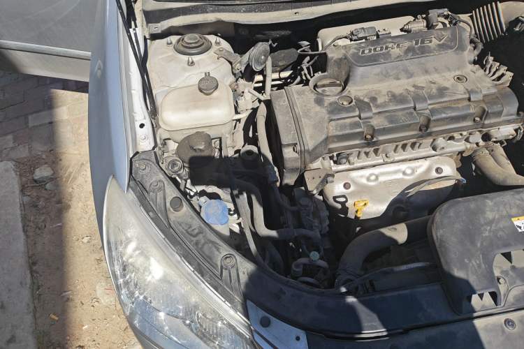 Used Hyundai Celesta 2008 1.8L MT GLS Engine Bay Right