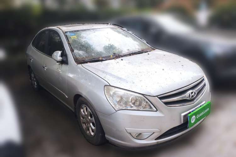Used Hyundai Celesta 2008 1.6L AT GL Front Right 45 Deg