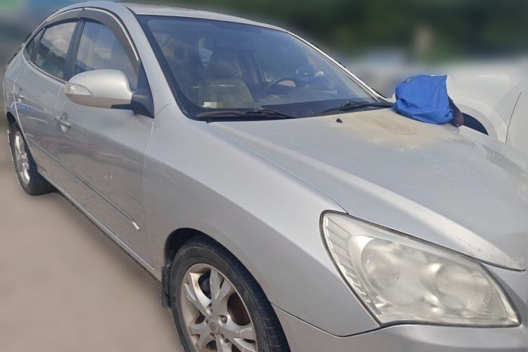 Used Hyundai Celesta 2008 1.8L AT GLS Front Right 45 Deg