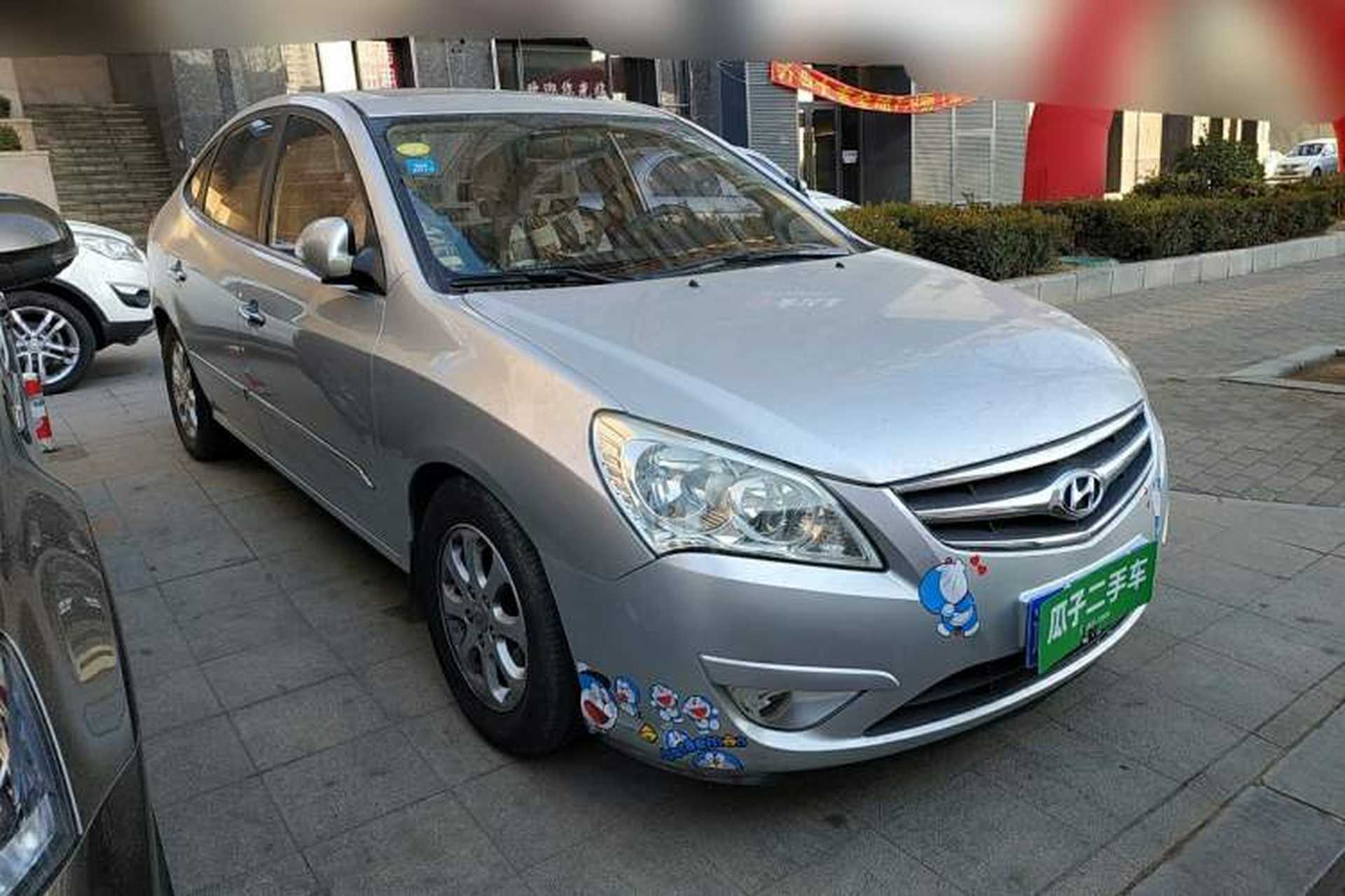Used Hyundai Celesta 2008 1.6L AT GLS Front Right 45 Deg