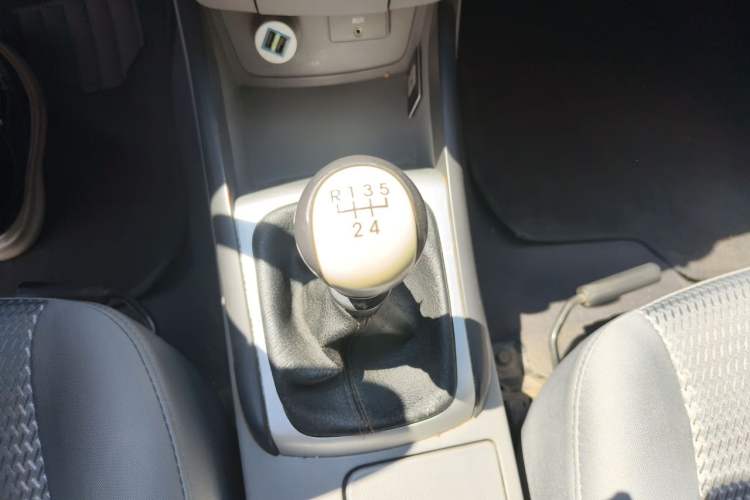 Used Hyundai Celesta 2008 1.6L MT GL Gear Lever