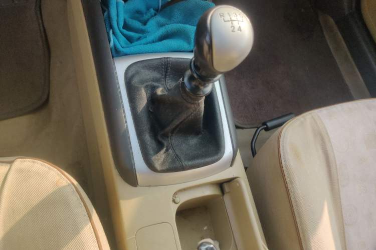 Used Hyundai Celesta 2008 1.6L MT GLS Gear Lever