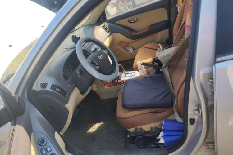 Used Hyundai Celesta 2008 1.6L AT GL Left Front Seat