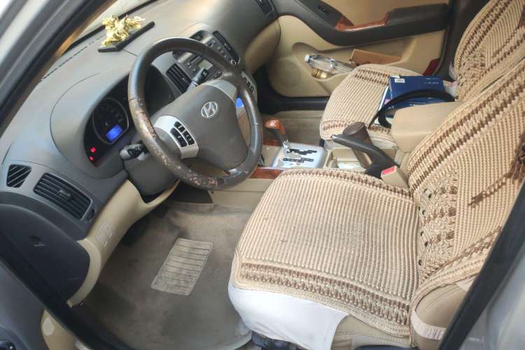 Used Hyundai Celesta 2008 1.6L AT GL Left Front Seat