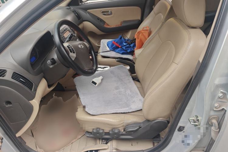 Used Hyundai Celesta 2008 1.8L AT GLS Left Front Seat