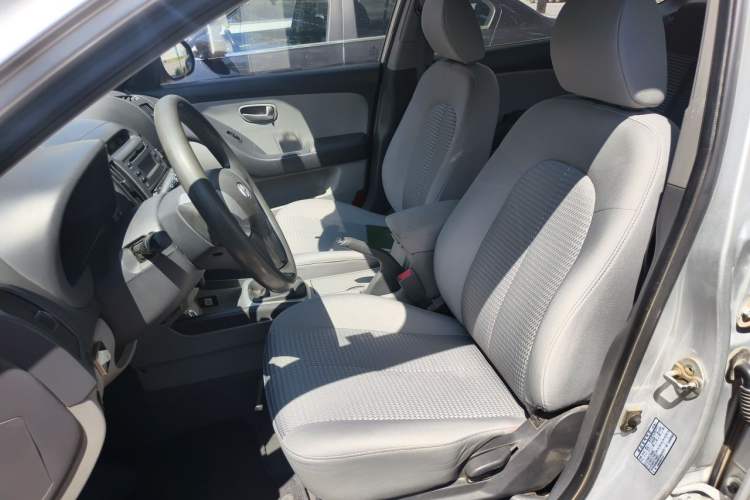 Used Hyundai Celesta 2008 1.6L MT GL Left Front Seat